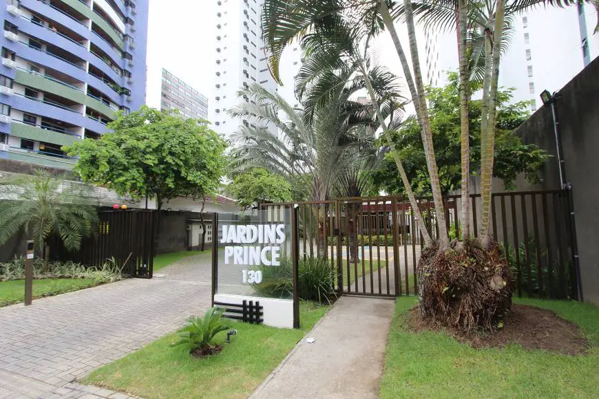 Foto 1 de Apartamento com 2 Quartos à venda, 76m² em Tamarineira, Recife