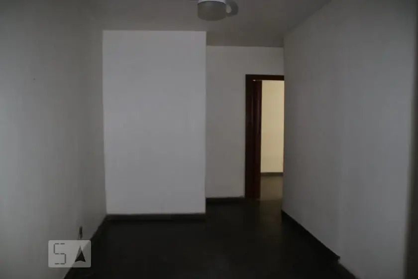 Foto 1 de Apartamento com 3 Quartos para alugar, 70m² em Pechincha, Rio de Janeiro