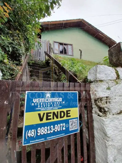 Foto 1 de Casa com 2 Quartos à venda, 90m² em Pântano do Sul, Florianópolis
