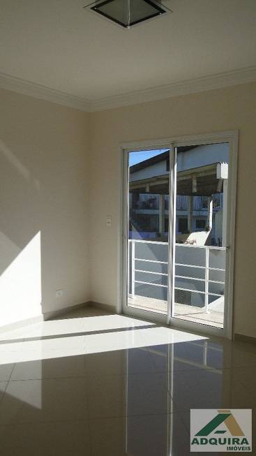 Foto 3 de Sobrado com 3 Quartos para alugar, 200m² em Estrela, Ponta Grossa