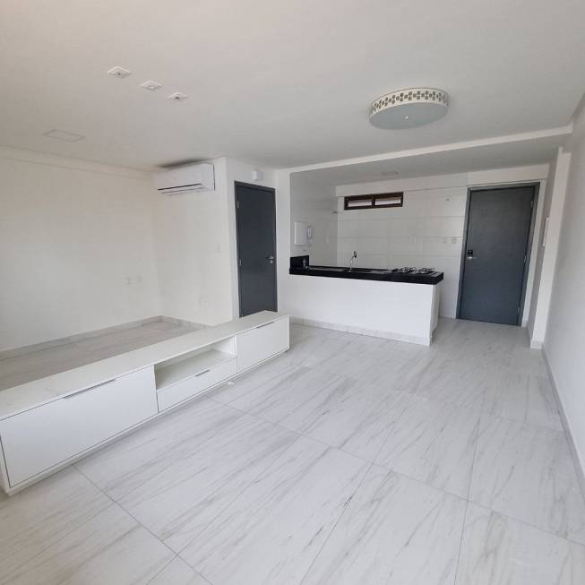 Foto 1 de Apartamento com 1 Quarto para alugar, 38m² em Cabo Branco, João Pessoa