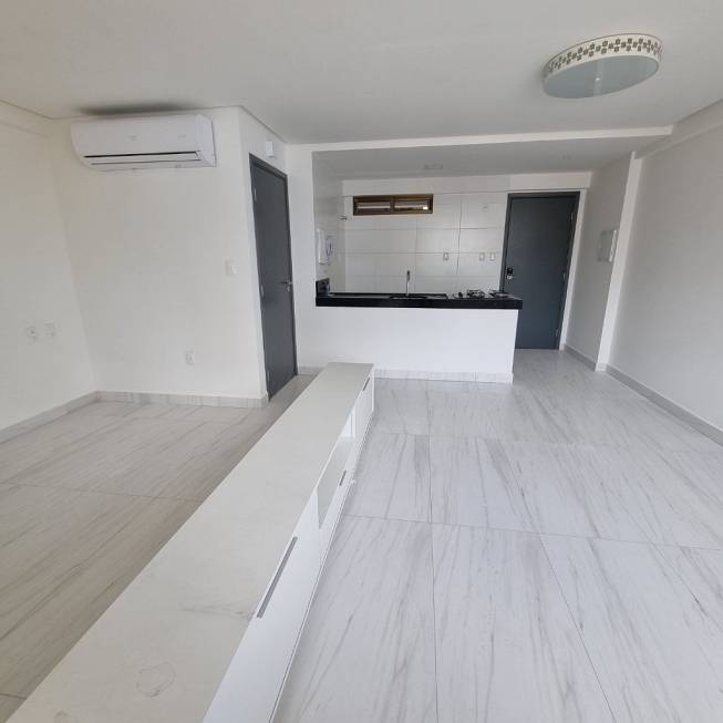 Foto 2 de Apartamento com 1 Quarto para alugar, 38m² em Cabo Branco, João Pessoa