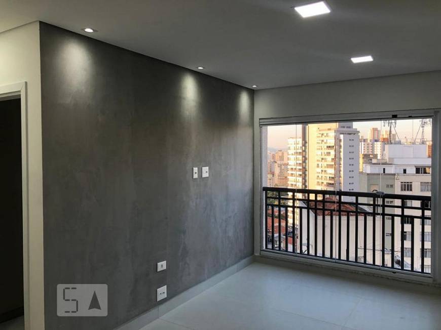 Foto 1 de Apartamento com 1 Quarto para alugar, 35m² em Vila Madalena, São Paulo