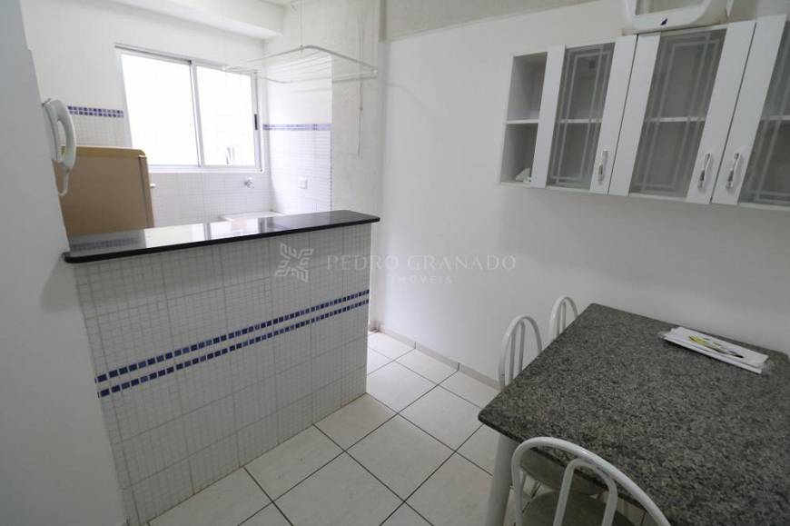 Foto 1 de Apartamento com 1 Quarto para alugar, 21m² em Zona 07, Maringá