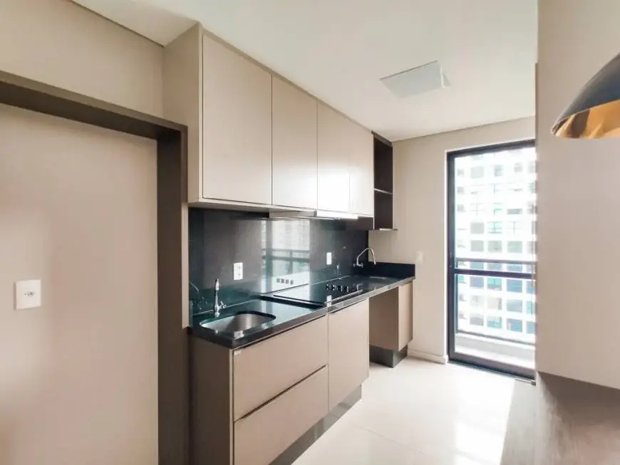 Foto 2 de Apartamento com 2 Quartos para alugar, 59m² em Centro, Joinville