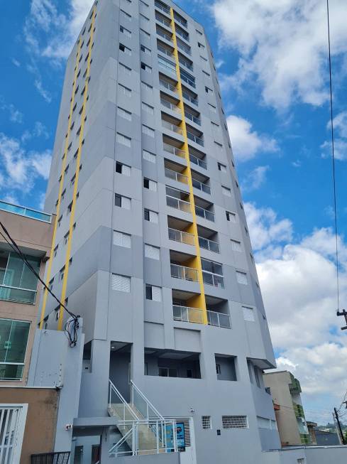 Foto 1 de Apartamento com 2 Quartos para alugar, 55m² em Vila Scarpelli, Santo André