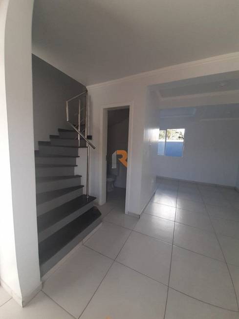 Foto 3 de Casa com 2 Quartos à venda, 77m² em Fátima, Canoas