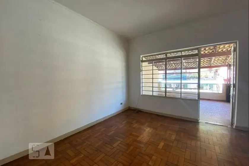 Foto 4 de Casa com 2 Quartos para alugar, 200m² em Vila Sônia, São Paulo