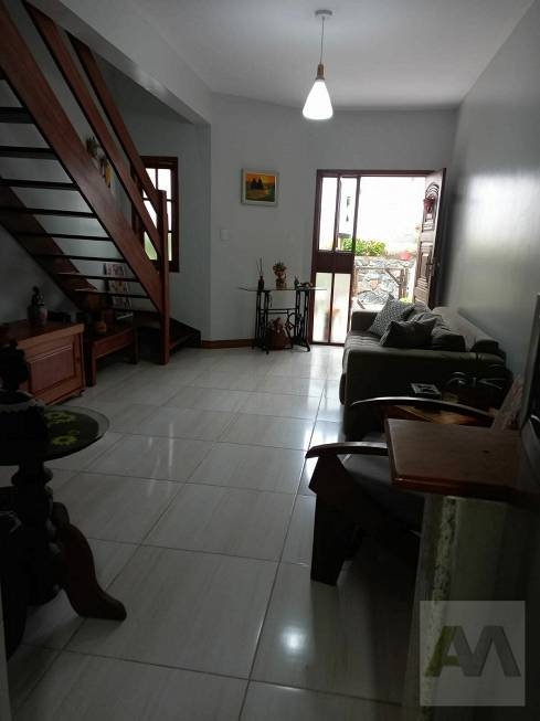 Foto 1 de Casa com 3 Quartos à venda, 121m² em Praia do Flamengo, Salvador