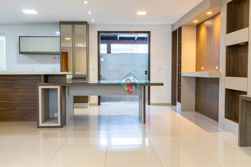 Foto 4 de Casa de Condomínio com 3 Quartos à venda, 250m² em Pinheirinho, Curitiba