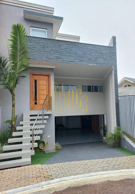 Foto 1 de Casa de Condomínio com 3 Quartos à venda, 340m² em Pinheirinho, Curitiba