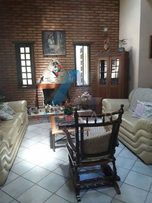 Foto 3 de Casa de Condomínio com 4 Quartos à venda, 340m² em Malota, Jundiaí