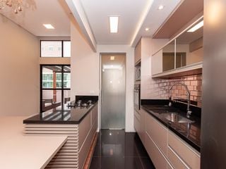 Foto 5 de Apartamento com 2 Quartos à venda, 120m² em Bigorrilho, Curitiba