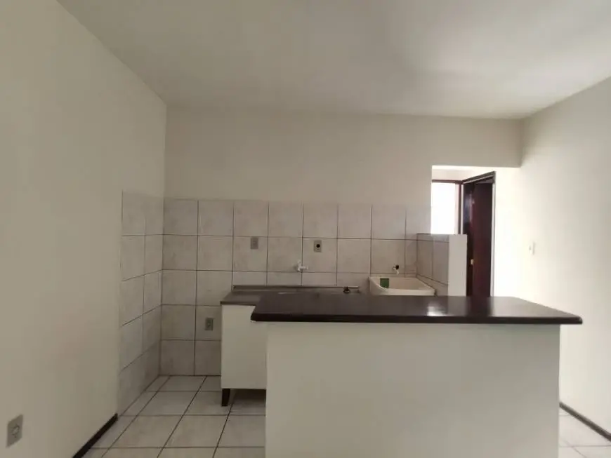 Foto 2 de Apartamento com 2 Quartos para alugar, 51m² em Bom Retiro, Joinville