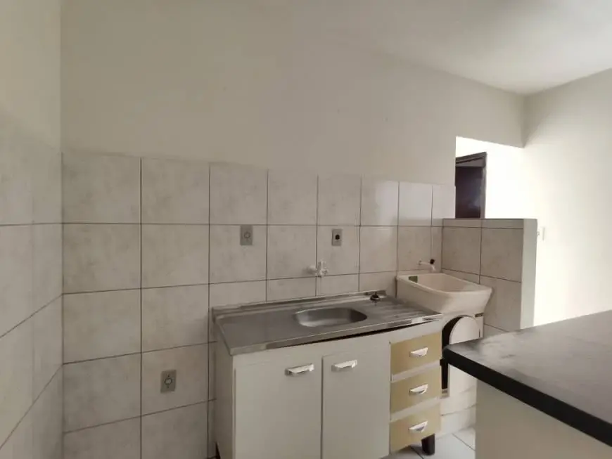 Foto 3 de Apartamento com 2 Quartos para alugar, 51m² em Bom Retiro, Joinville