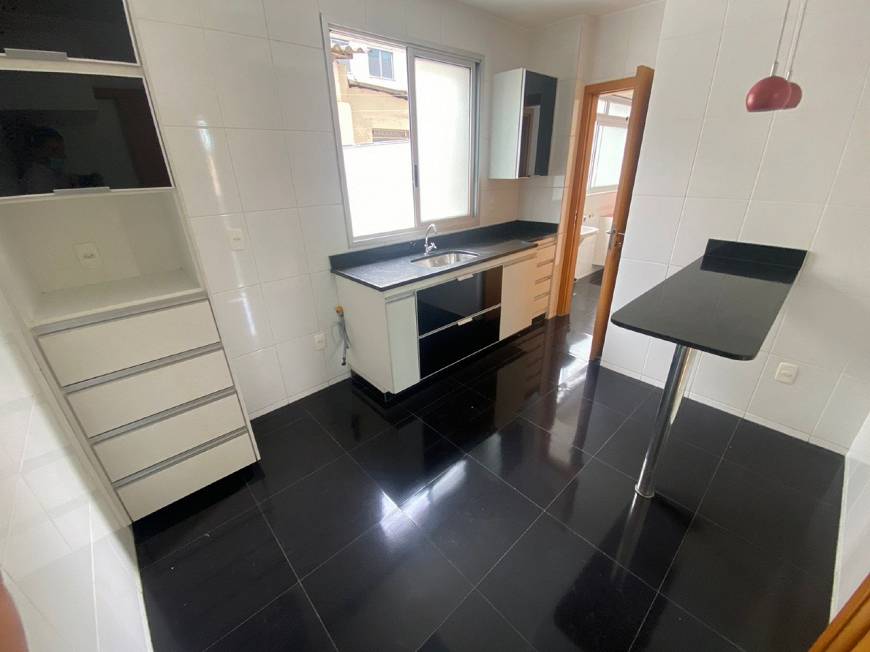 Foto 3 de Apartamento com 3 Quartos à venda, 95m² em Sagrada Família, Belo Horizonte