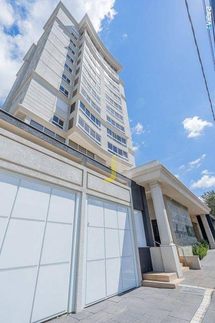 Foto 1 de Apartamento com 4 Quartos à venda, 235m² em Centro, Cascavel