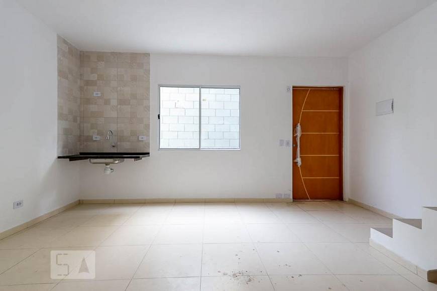 Foto 3 de Casa com 2 Quartos para alugar, 45m² em Vila Gustavo, São Paulo