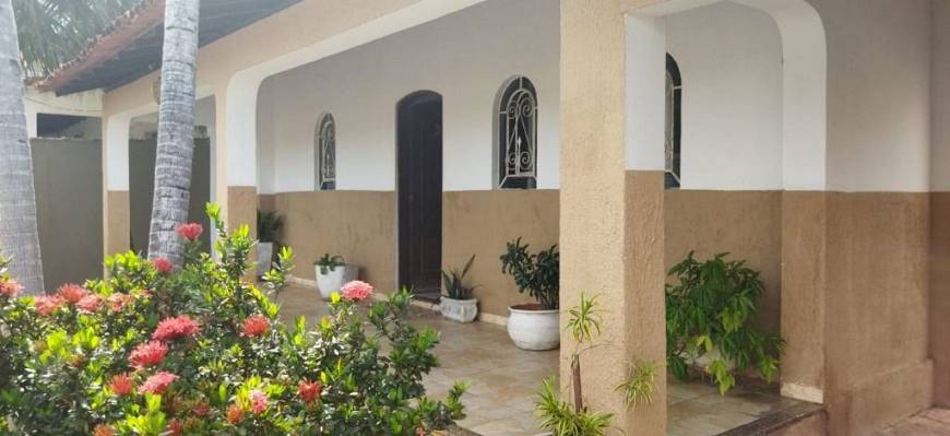 Foto 1 de Casa com 3 Quartos à venda, 270m² em Jardim Mariana, Cuiabá
