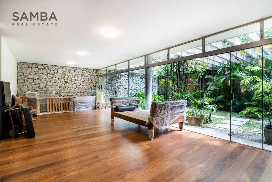 Foto 1 de Casa de Condomínio com 10 Quartos para alugar, 764m² em Jardim Europa, São Paulo