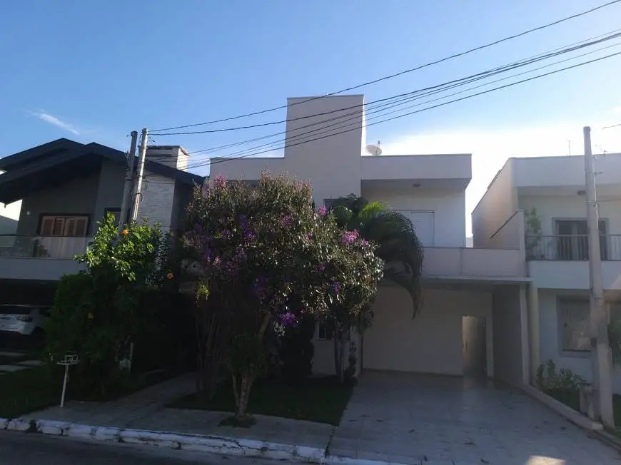 Foto 1 de Casa de Condomínio com 4 Quartos para alugar, 300m² em Jardim Independência, Taubaté