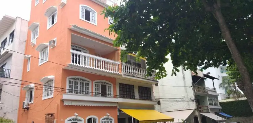 Foto 1 de Casa de Condomínio com 5 Quartos à venda, 127m² em Barra da Tijuca, Rio de Janeiro