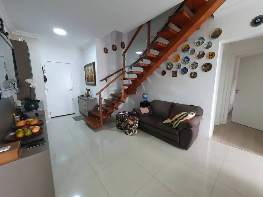 Foto 2 de Cobertura com 2 Quartos à venda, 167m² em Atiradores, Joinville