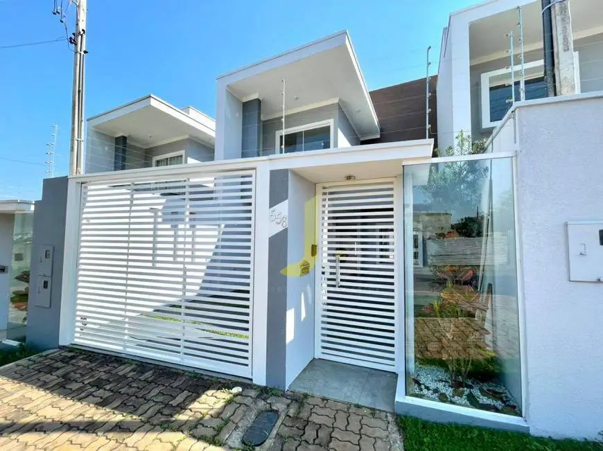 Foto 3 de Sobrado com 3 Quartos à venda, 163m² em Canadá, Cascavel