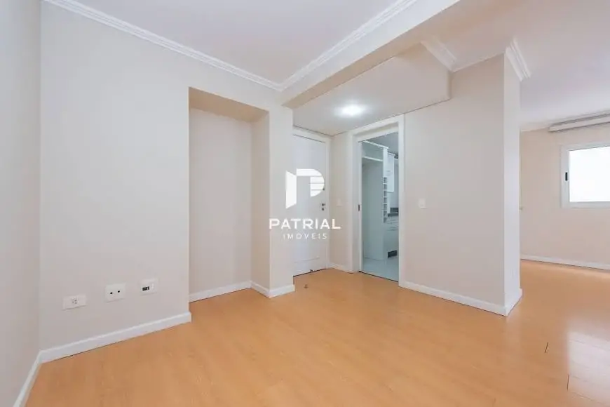 Foto 4 de Apartamento com 3 Quartos para alugar, 104m² em Batel, Curitiba