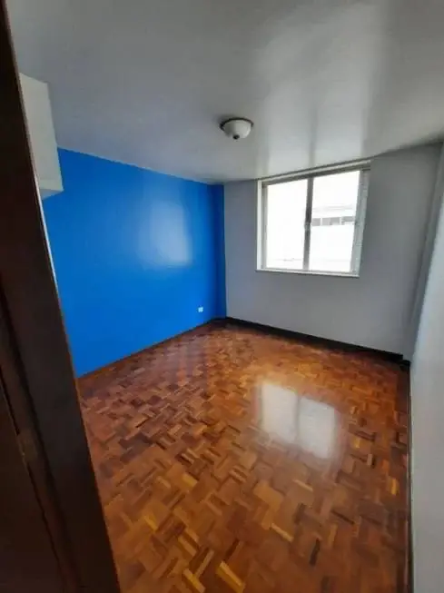 Foto 2 de Apartamento com 3 Quartos para alugar, 57m² em Batel, Curitiba
