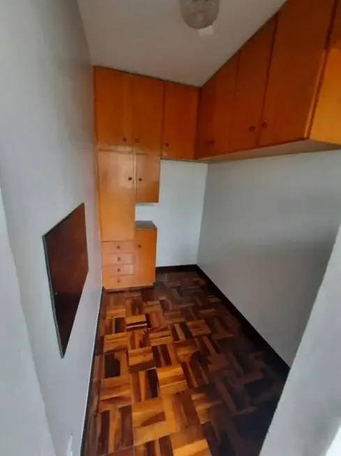Foto 5 de Apartamento com 3 Quartos para alugar, 57m² em Batel, Curitiba