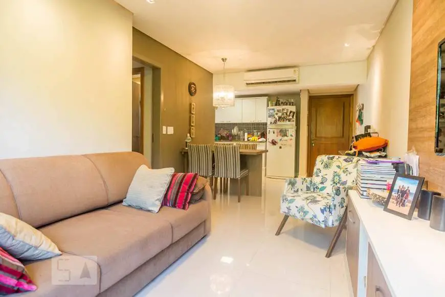 Foto 3 de Apartamento com 3 Quartos à venda, 78m² em Boa Vista, Porto Alegre