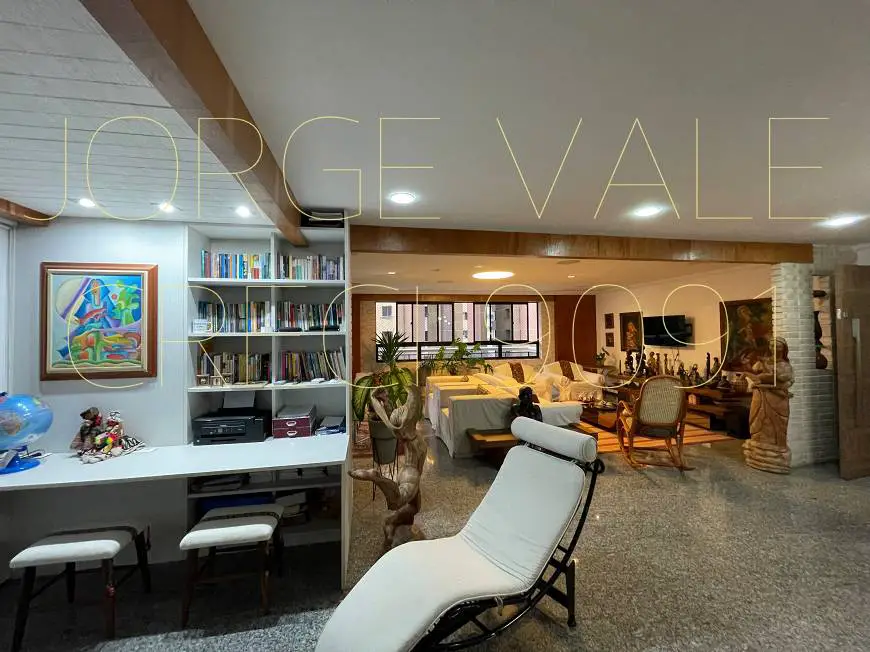 Foto 5 de Apartamento com 3 Quartos à venda, 220m² em Meireles, Fortaleza
