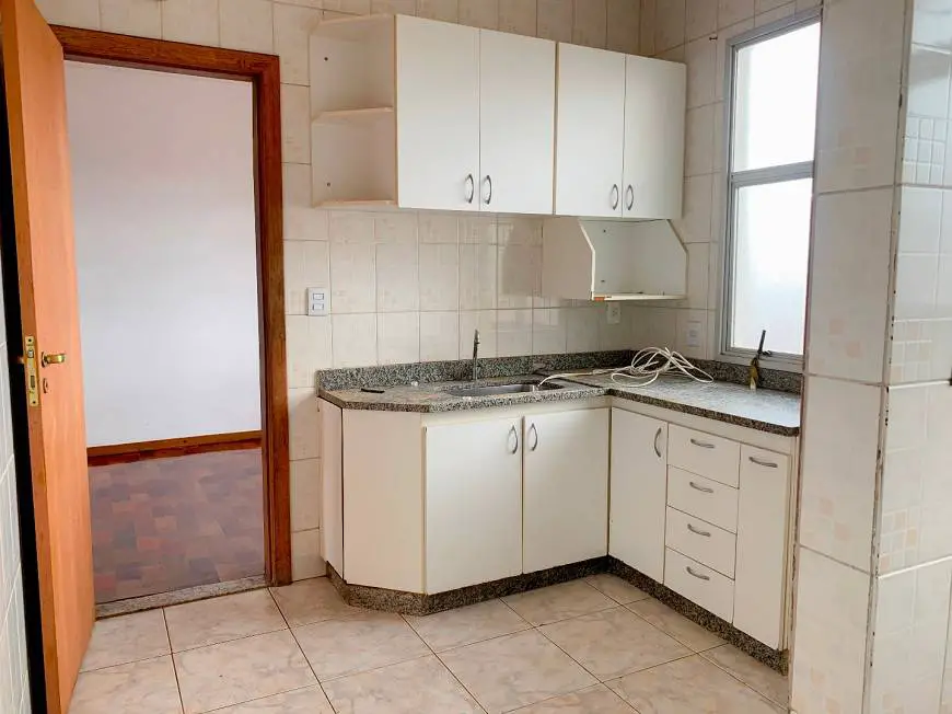 Foto 4 de Apartamento com 3 Quartos para alugar, 110m² em Paquetá, Belo Horizonte