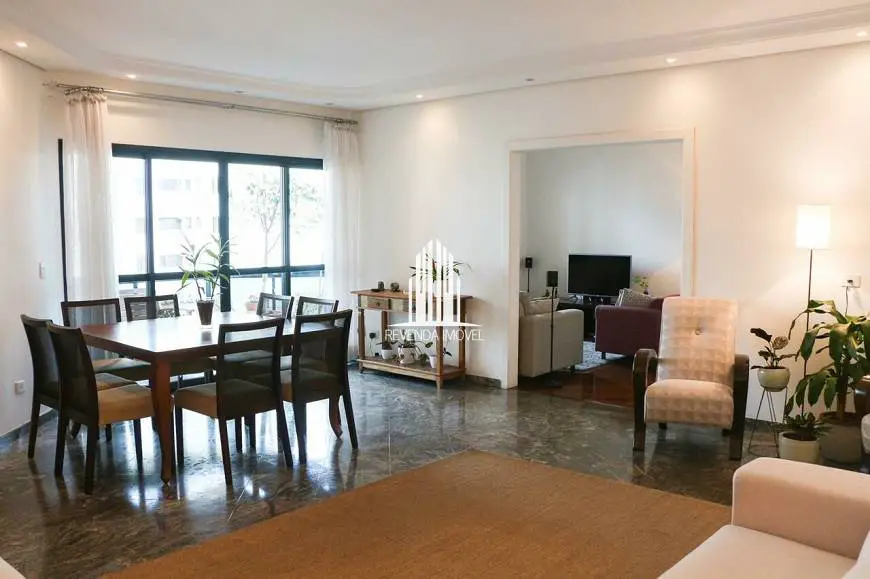 Foto 2 de Apartamento com 3 Quartos à venda, 137m² em Vila Gomes Cardim, São Paulo