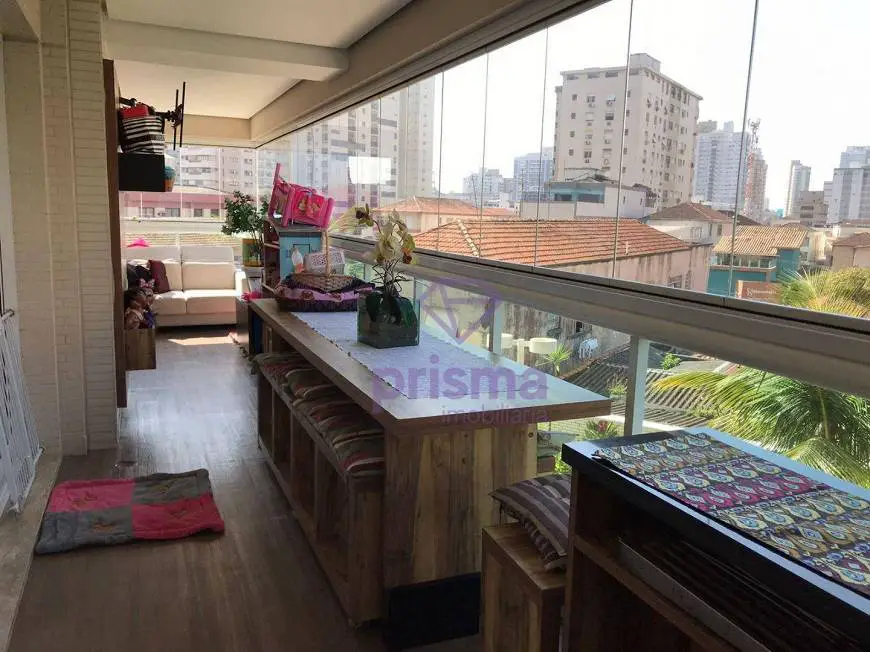 Foto 1 de Apartamento com 4 Quartos para alugar, 220m² em Boqueirão, Santos