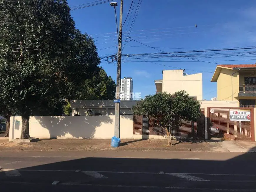 Foto 1 de Casa com 2 Quartos à venda, 270m² em Centro, Cascavel