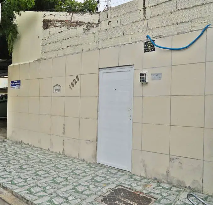 Foto 1 de Casa com 3 Quartos para alugar, 60m² em Centro, Fortaleza