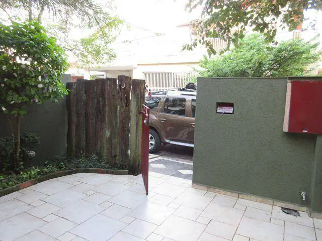 Foto 1 de Casa com 3 Quartos para alugar, 100m² em Jardim Hipico, São Paulo