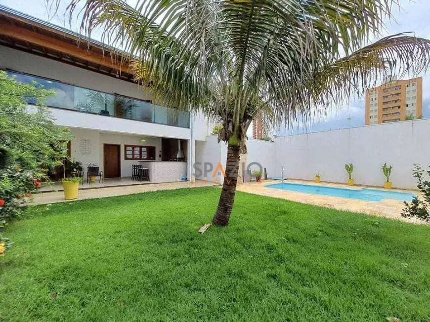 Foto 1 de Casa com 3 Quartos para venda ou aluguel, 433m² em Vila Santo Antônio, Rio Claro