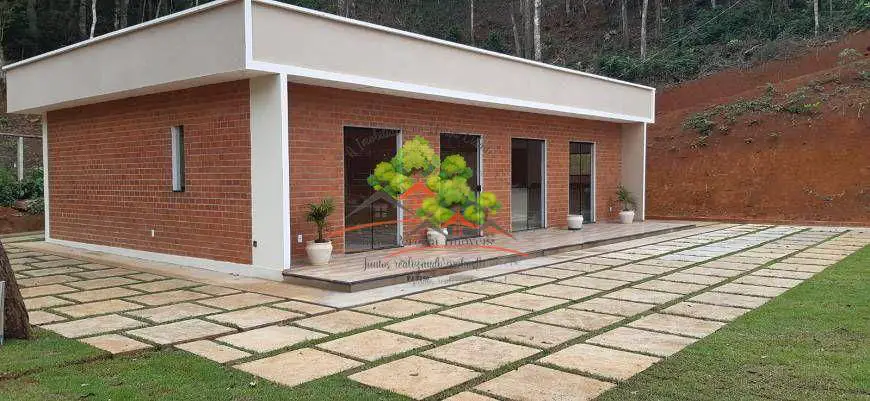 Foto 3 de Chácara com 3 Quartos à venda, 110m² em , Simão Pereira