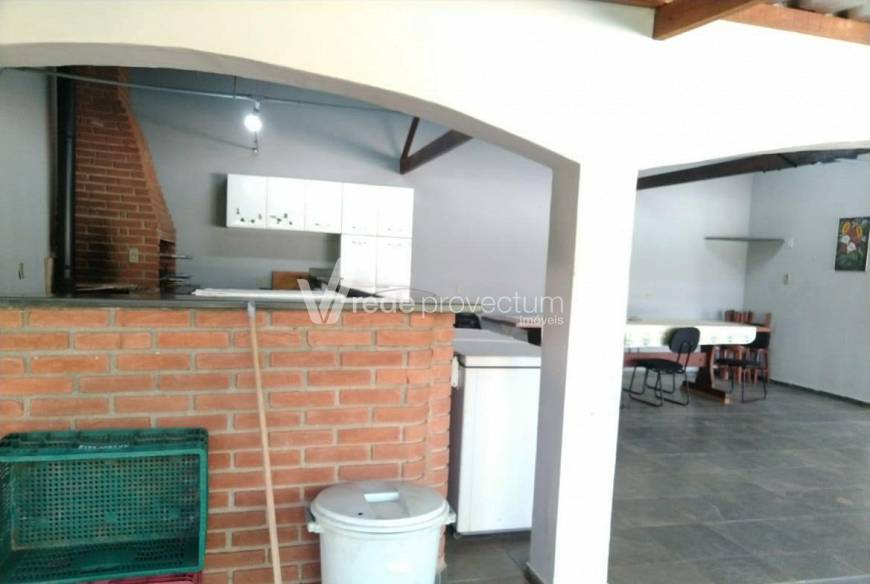 Foto 4 de Chácara com 4 Quartos à venda, 300m² em Estancia Recreativa San Fernando, Valinhos