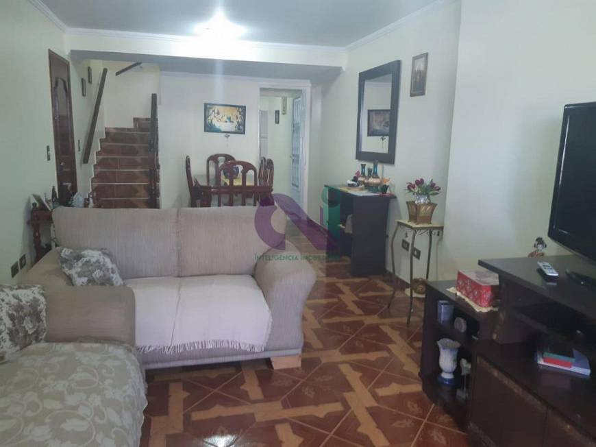 Foto 1 de Sobrado com 3 Quartos à venda, 218m² em Cidade das Flores, Osasco