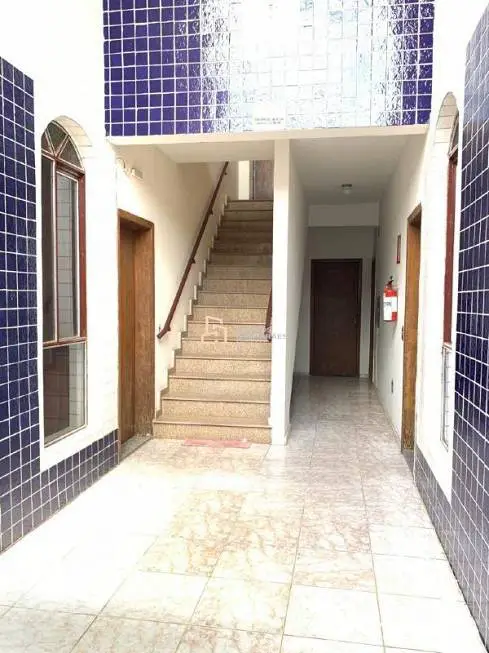 Foto 2 de Apartamento com 2 Quartos para alugar, 60m² em Barreiro, Belo Horizonte