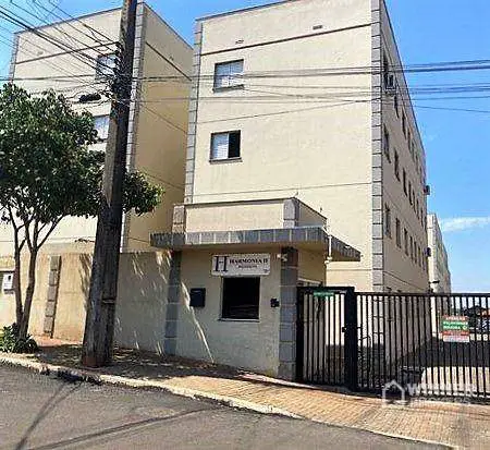 Foto 1 de Apartamento com 2 Quartos à venda, 49m² em Centro, Cambé