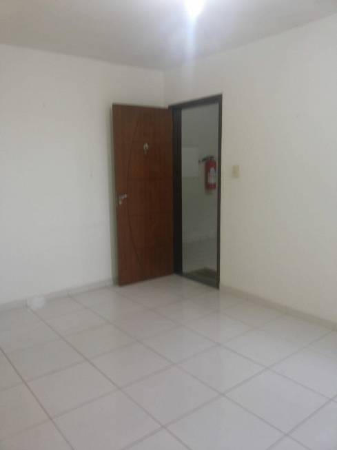Foto 1 de Apartamento com 2 Quartos à venda, 45m² em Muchila I, Feira de Santana
