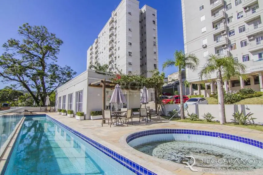 Foto 4 de Apartamento com 2 Quartos para alugar, 60m² em Teresópolis, Porto Alegre