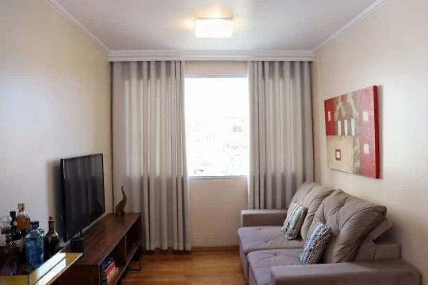 Foto 3 de Apartamento com 2 Quartos à venda, 63m² em Vila Anglo Brasileira, São Paulo