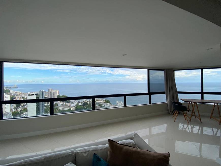 Foto 1 de Apartamento com 3 Quartos à venda, 268m² em Barra, Salvador