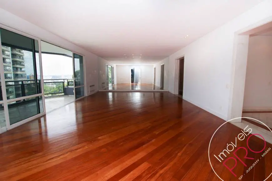 Foto 1 de Apartamento com 4 Quartos para alugar, 329m² em Alto Da Boa Vista, São Paulo